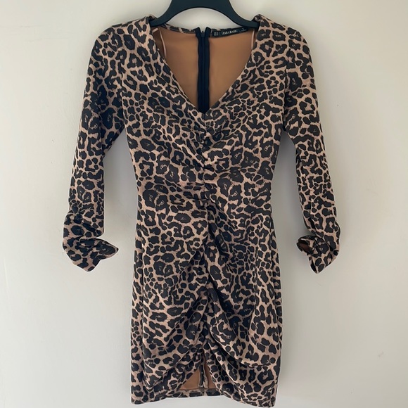 Zara Dresses & Skirts - Zara Mini dress